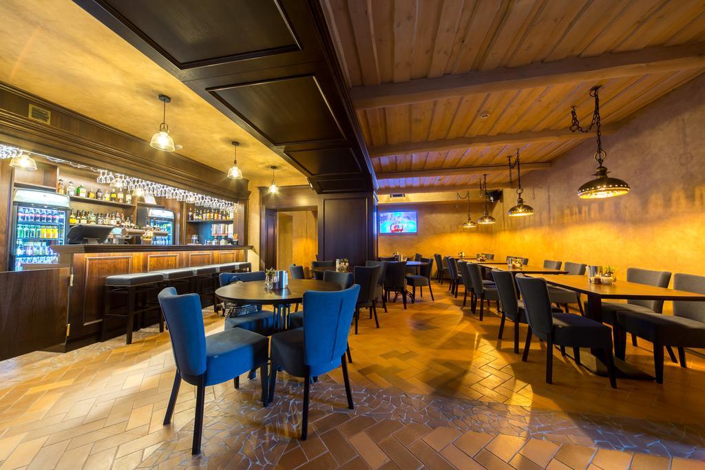 Hotel - Bar Grafaite Šiauliai المظهر الخارجي الصورة