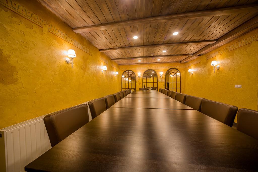Hotel - Bar Grafaite Šiauliai المظهر الخارجي الصورة