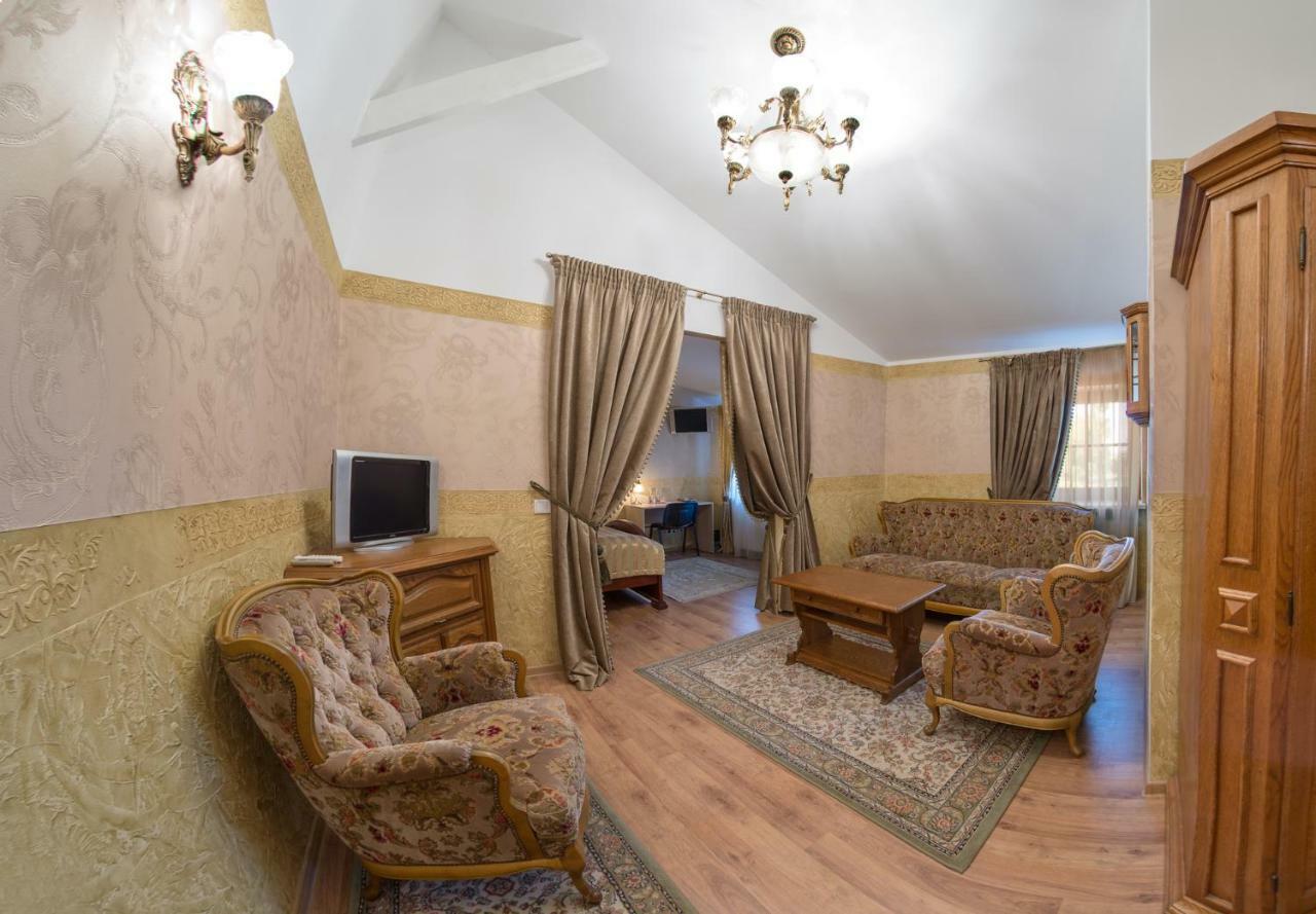 Hotel - Bar Grafaite Šiauliai المظهر الخارجي الصورة