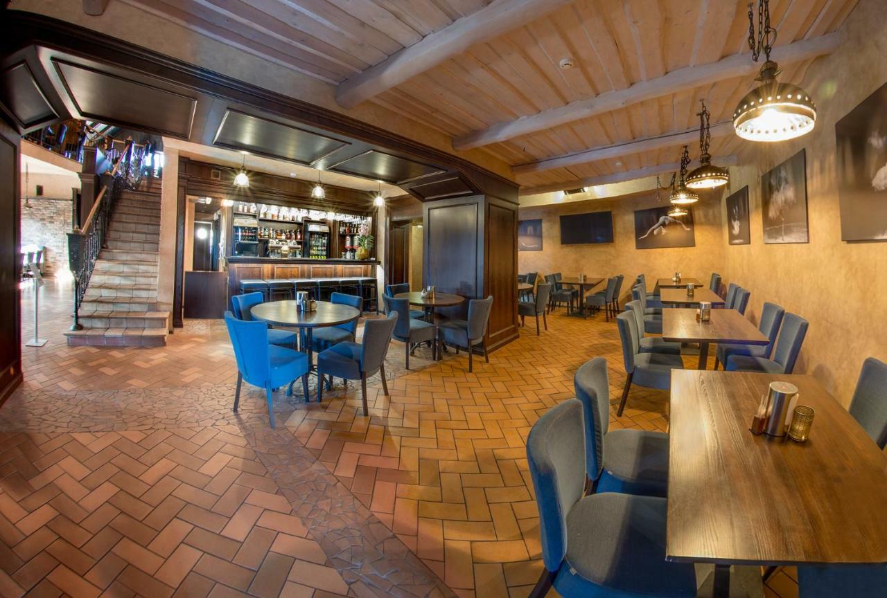 Hotel - Bar Grafaite Šiauliai المظهر الخارجي الصورة